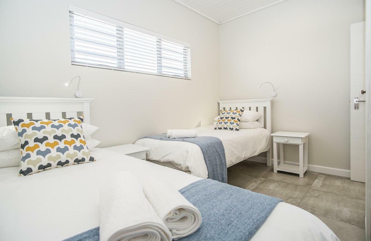 Fork West Holiday Apartments Elands Bay Extérieur photo